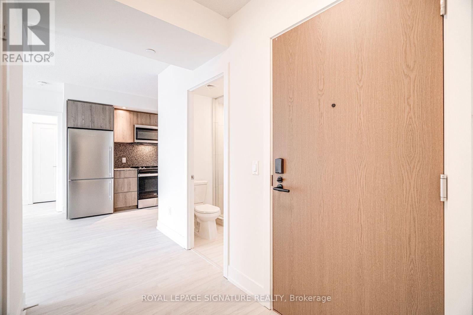 2505 - 10 Eva Road, Toronto, Ontario  M9C 0B3 - Photo 4 - W12398371