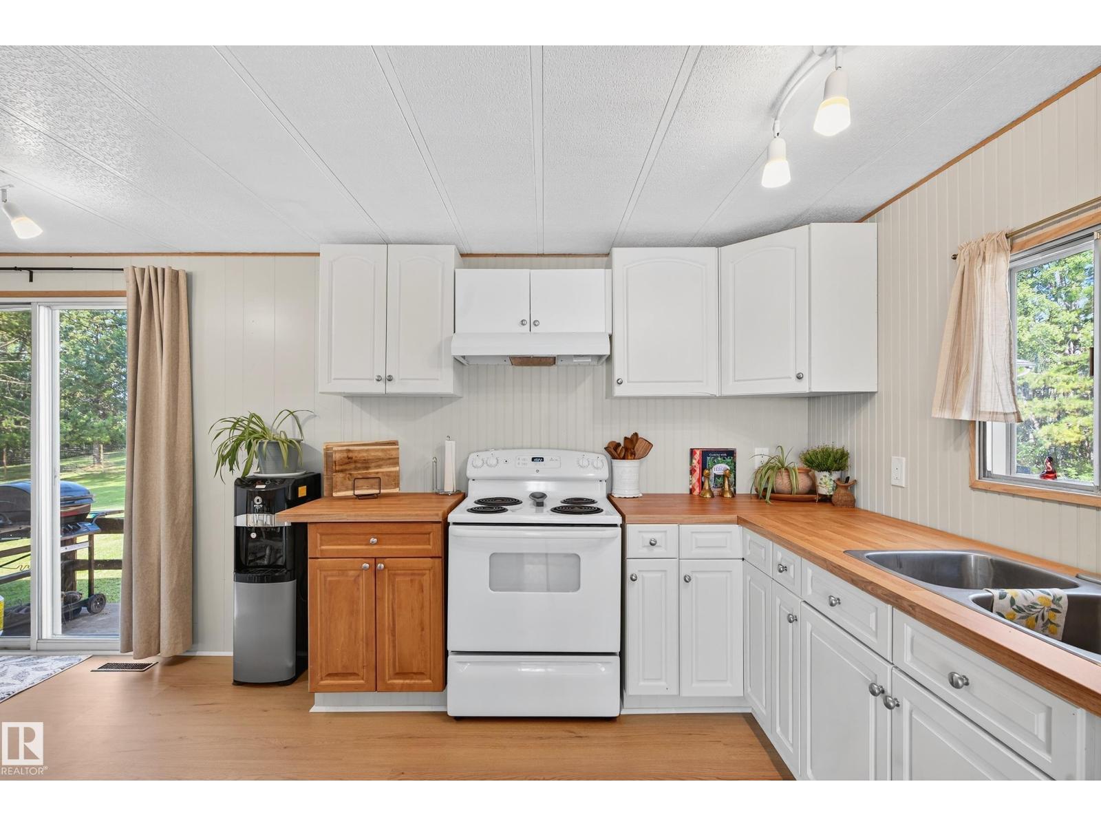 53524 Rge Road 15, Rural Lac Ste. Anne County, Alberta  T0E 1V0 - Photo 15 - E4455539