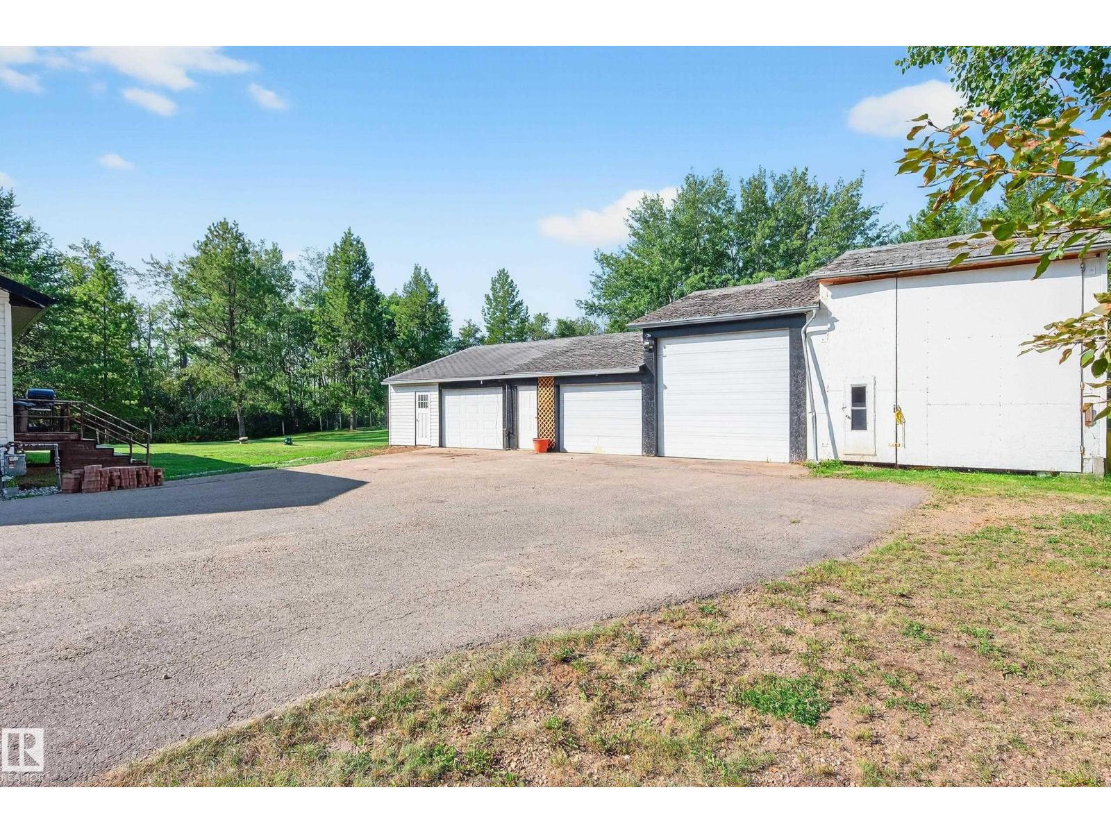 53524 Rge Road 15, Rural Lac Ste. Anne County, Alberta  T0E 1V0 - Photo 32 - E4455539