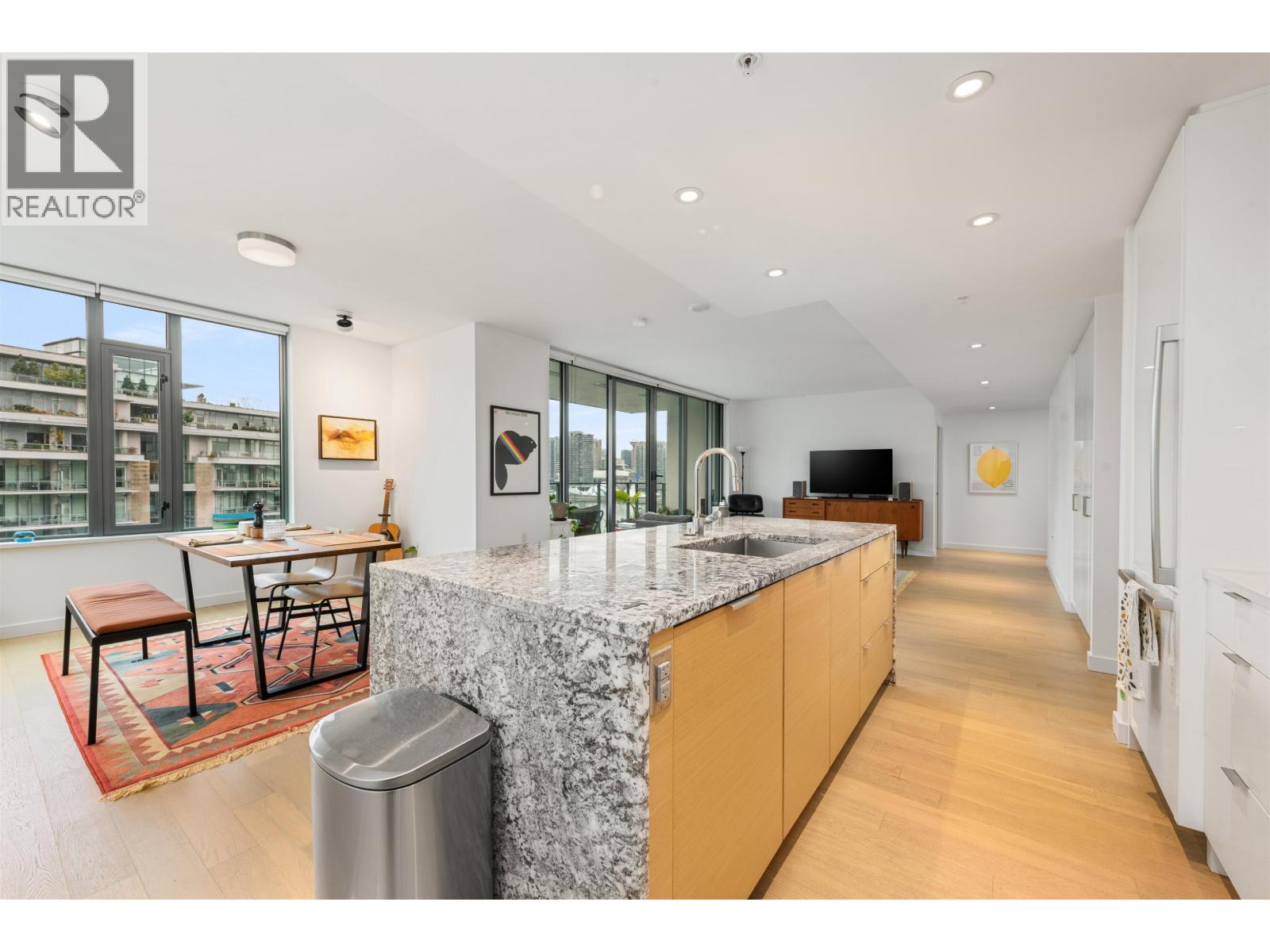 903 1678 Pullman Porter Street, Vancouver, British Columbia  V6A 0H4 - Photo 4 - R3046291