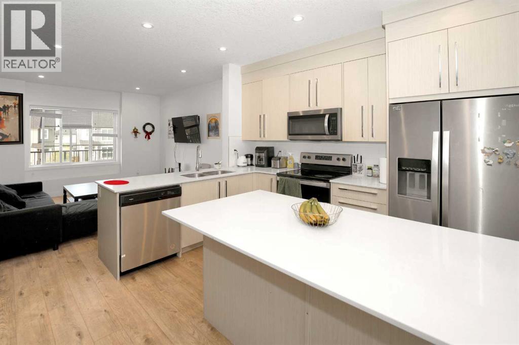 633 Savanna Boulevard Ne, Calgary, Alberta  T3J 2K2 - Photo 13 - A2256111