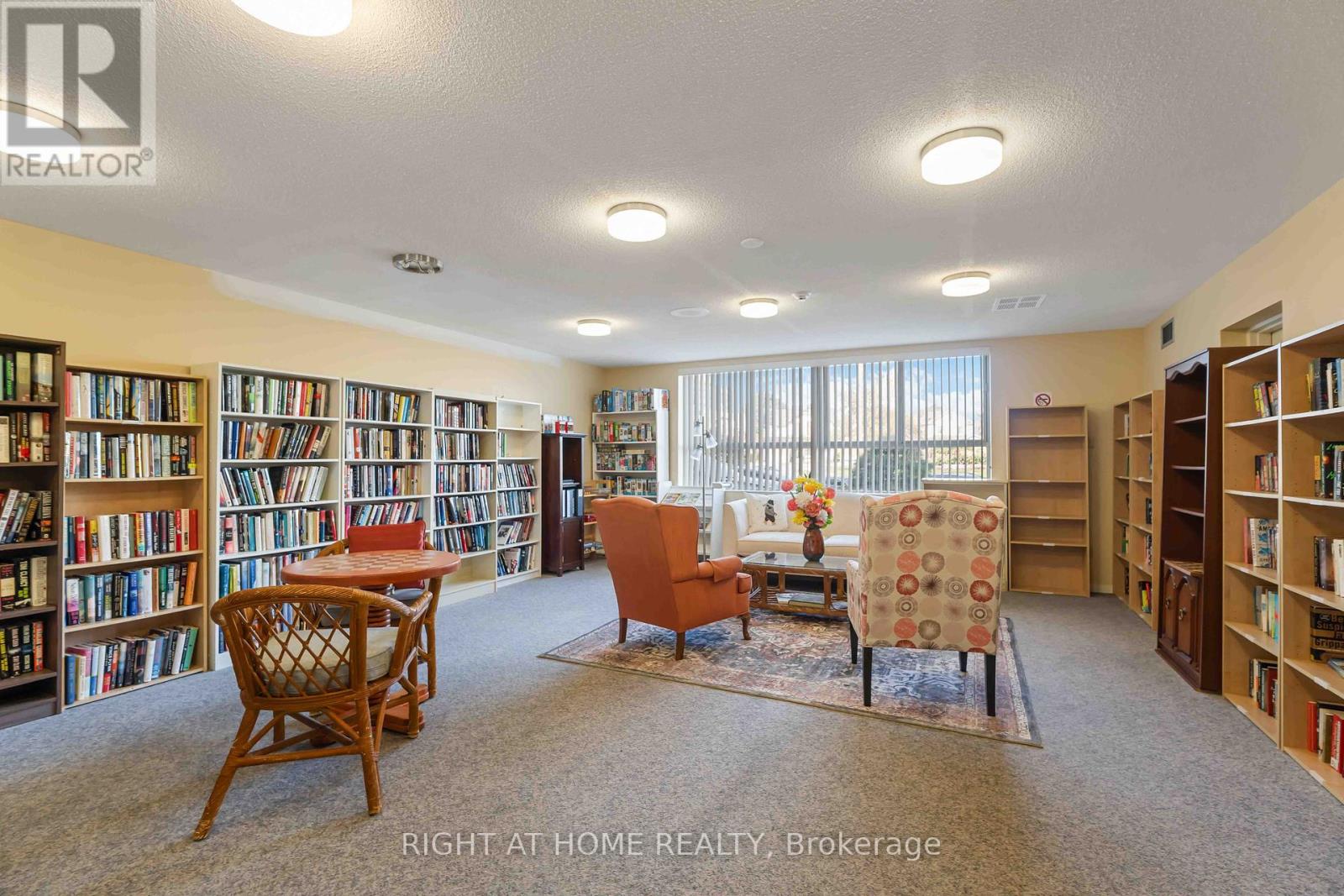 204 - 7 Gale Crescent, St. Catharines (E. Chester), Ontario  L2R 7M8 - Photo 43 - X12398350