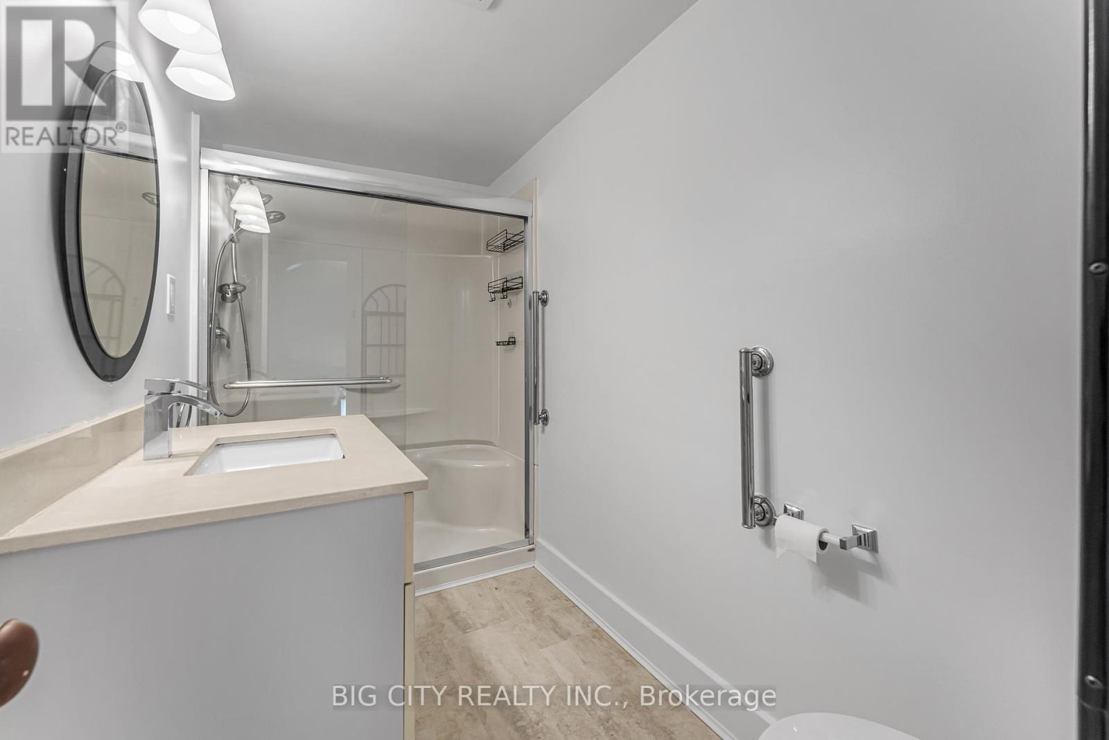 53 Cady Street, Welland, Ontario  L3B 4B7 - Photo 16 - X12398359