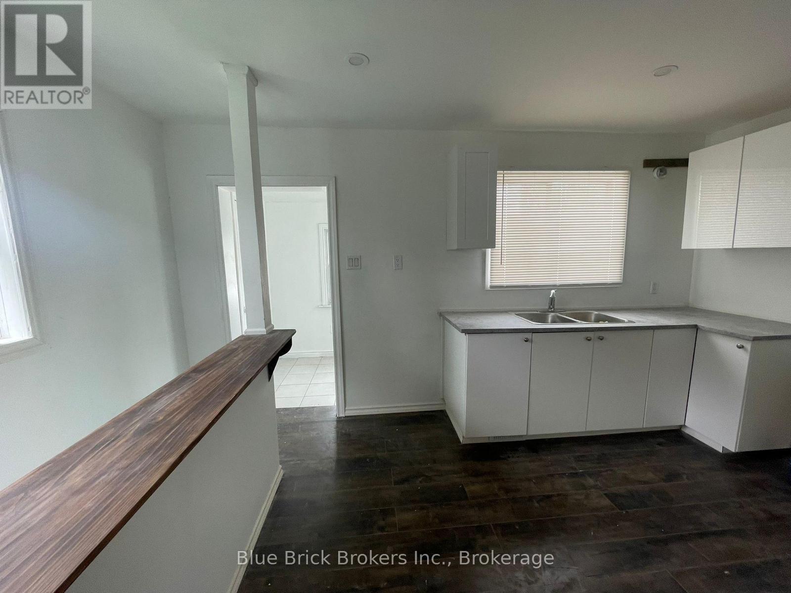 Upper Level - 5171 Mcglashan Crescent, Niagara Falls, Ontario  L2E 3X2 - Photo 5 - X12398364