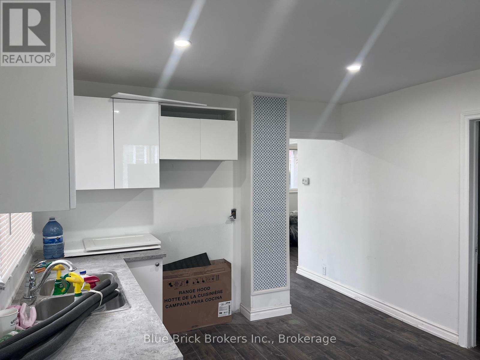 Upper Level - 5171 Mcglashan Crescent, Niagara Falls, Ontario  L2E 3X2 - Photo 8 - X12398364