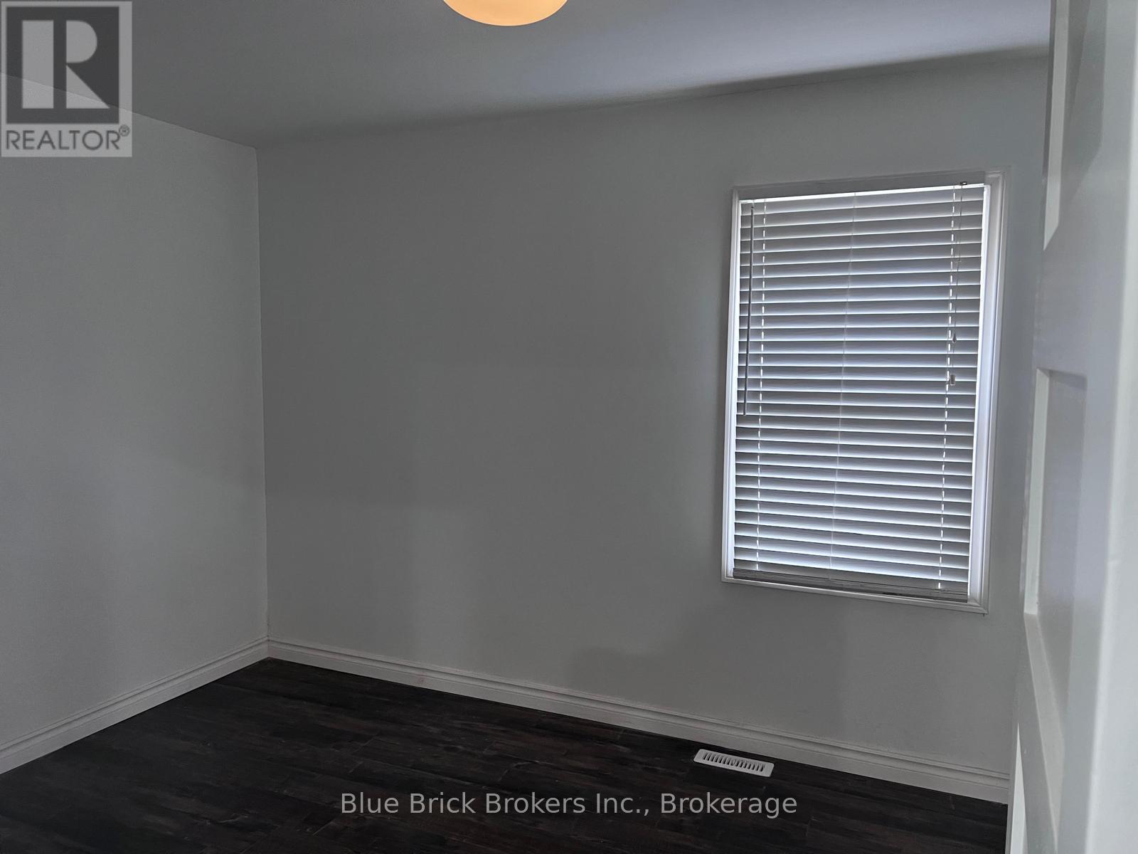 Upper Level - 5171 Mcglashan Crescent, Niagara Falls, Ontario  L2E 3X2 - Photo 9 - X12398364