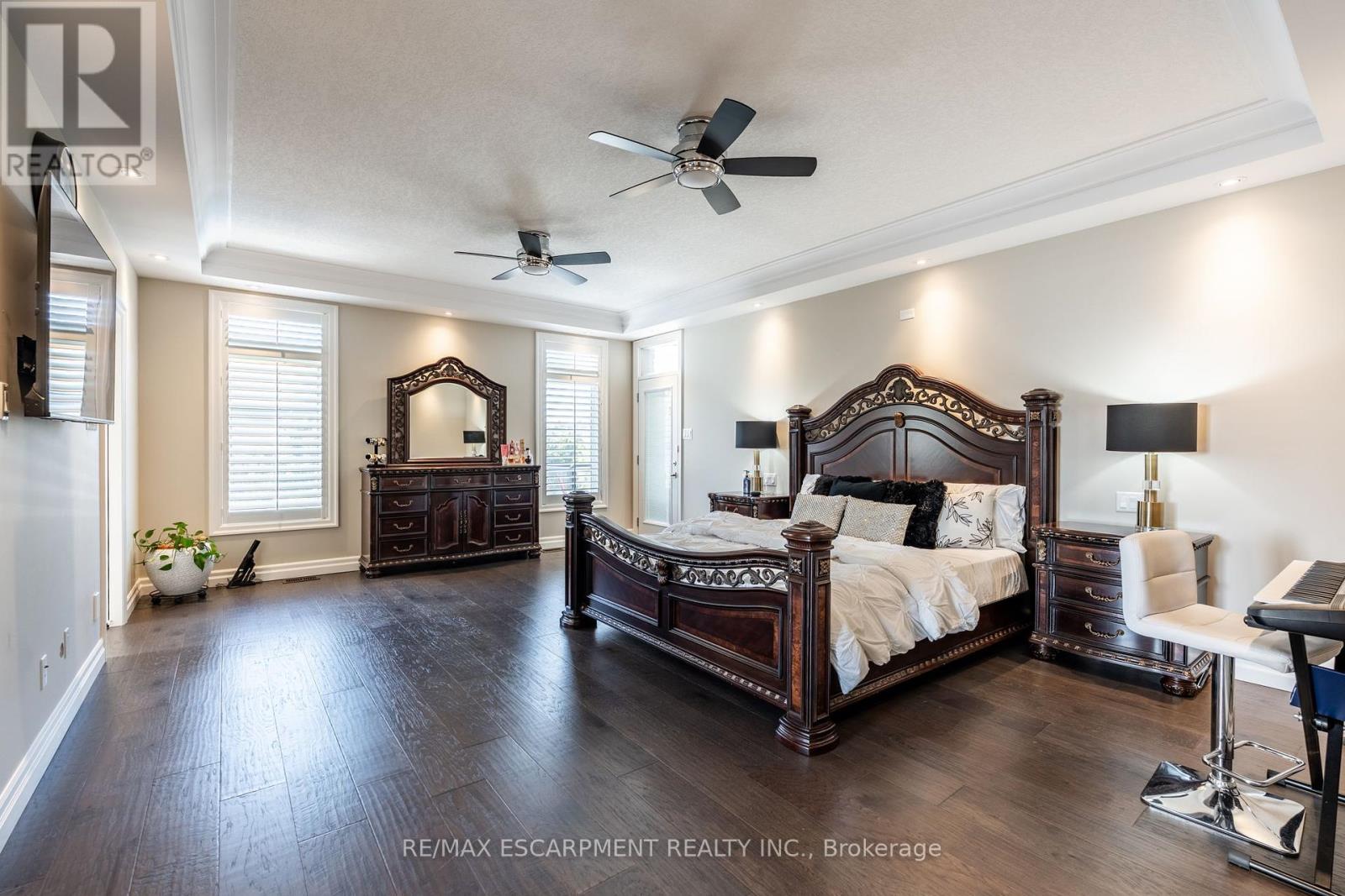10 Harper Boulevard, Brantford, Ontario  N3T 0E1 - Photo 17 - X12398369