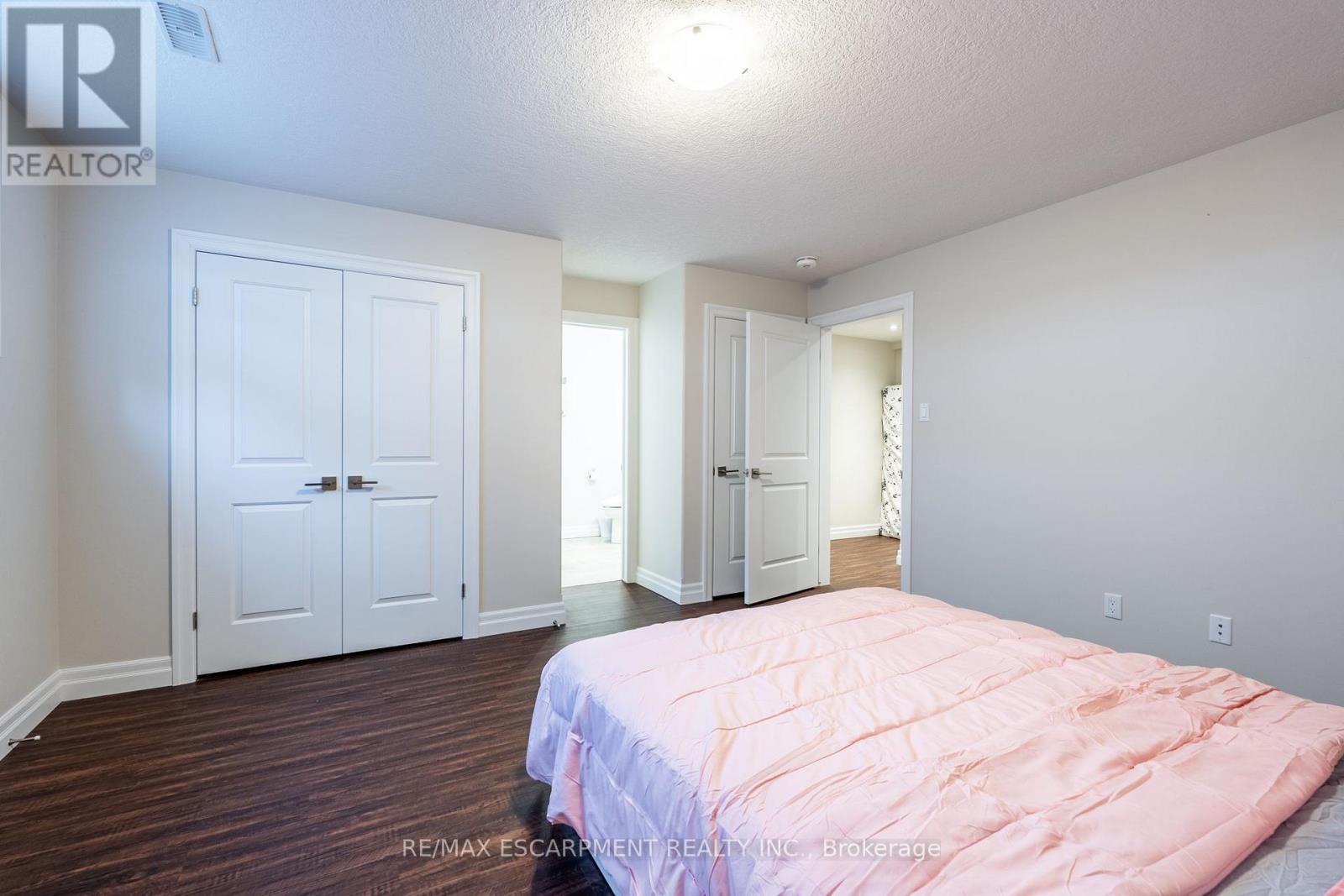 10 Harper Boulevard, Brantford, Ontario  N3T 0E1 - Photo 36 - X12398369