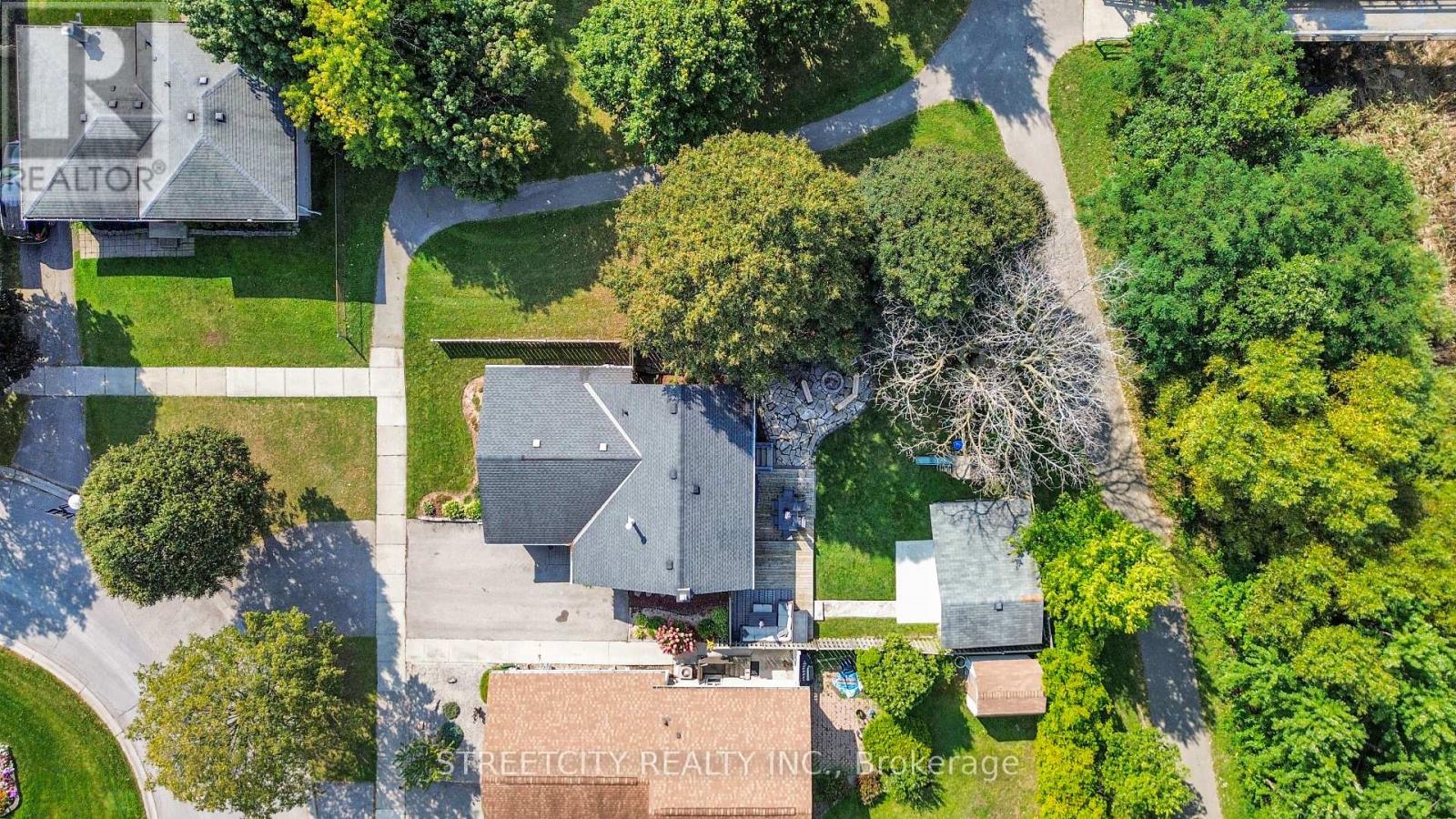 82 Alayne Crescent, London South, Ontario  N6E 2A3 - Photo 28 - X12397699