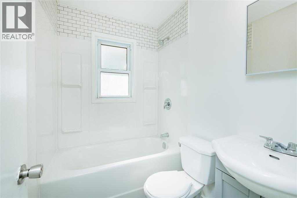 1329 Kim Street, Sarnia, Ontario  N7V 3T6 - Photo 14 - 25022938