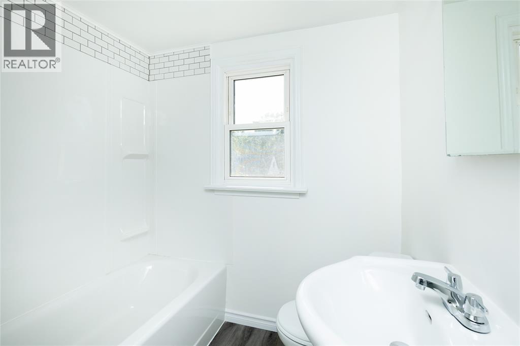 1329 Kim Street, Sarnia, Ontario  N7V 3T6 - Photo 20 - 25022938