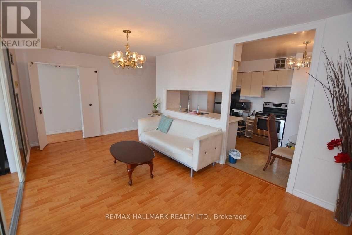 2215 - 633 Bay Street, Toronto, Ontario  M5G 2G4 - Photo 4 - C12398411