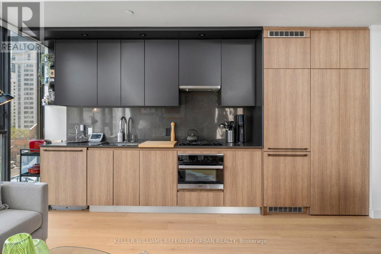 402 - 81 Wellesley Street E, Toronto, Ontario  M4Y 0C5 - Photo 22 - C12398522