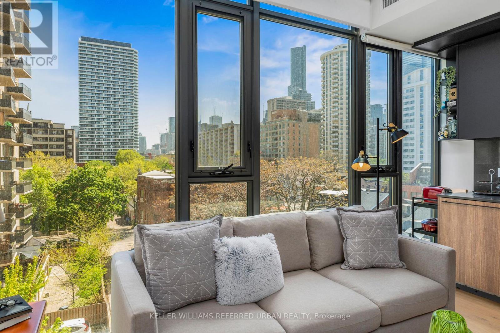 402 - 81 Wellesley Street E, Toronto, Ontario  M4Y 0C5 - Photo 26 - C12398522