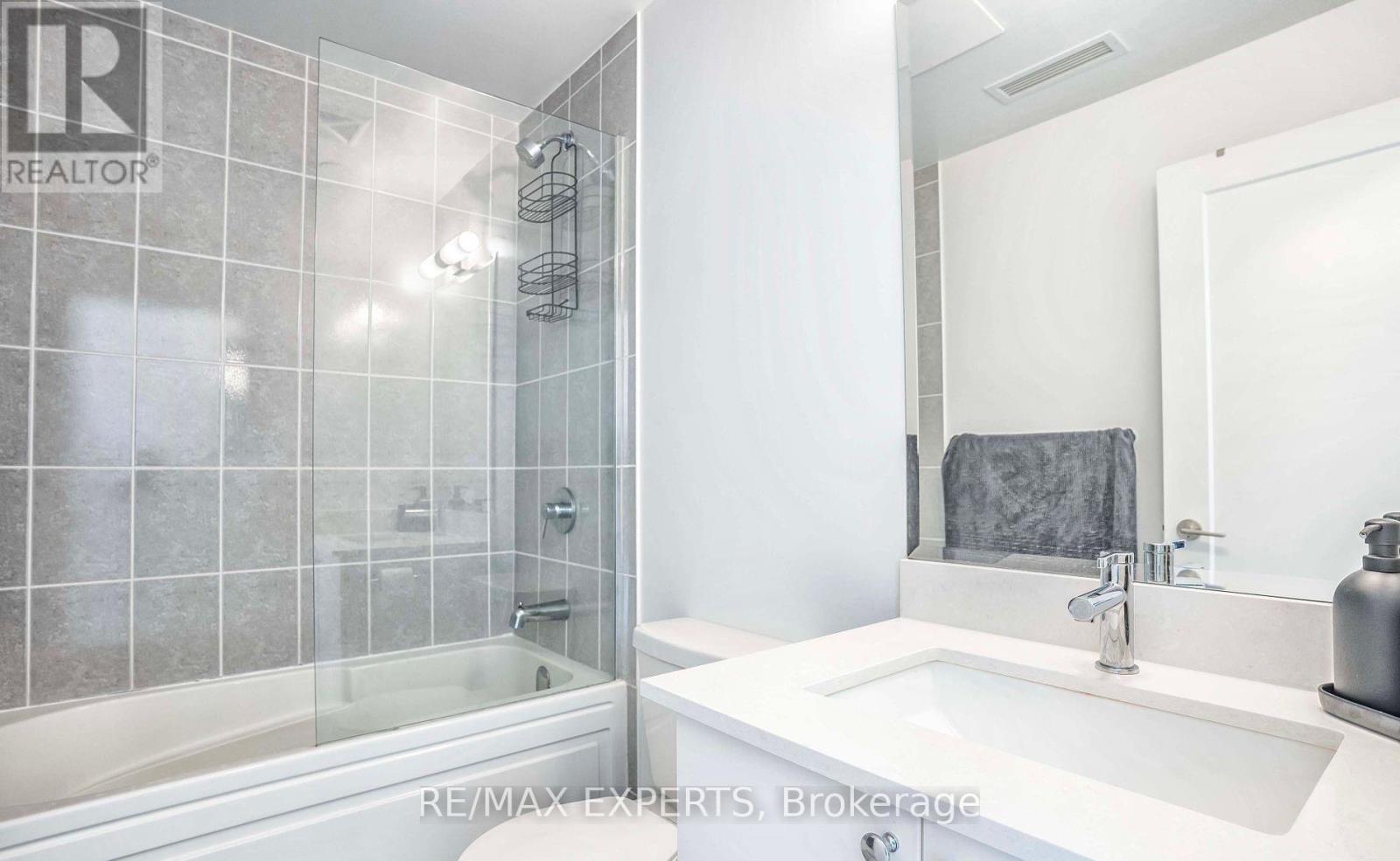 208 - 3220 Sheppard Avenue E, Toronto, Ontario  M1T 0B7 - Photo 7 - E12398444