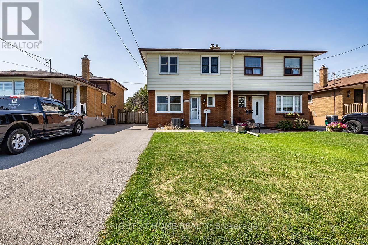 1340 Oxford Street, Oshawa (Lakeview), Ontario  L1J 3W6 - Photo 1 - E12398529