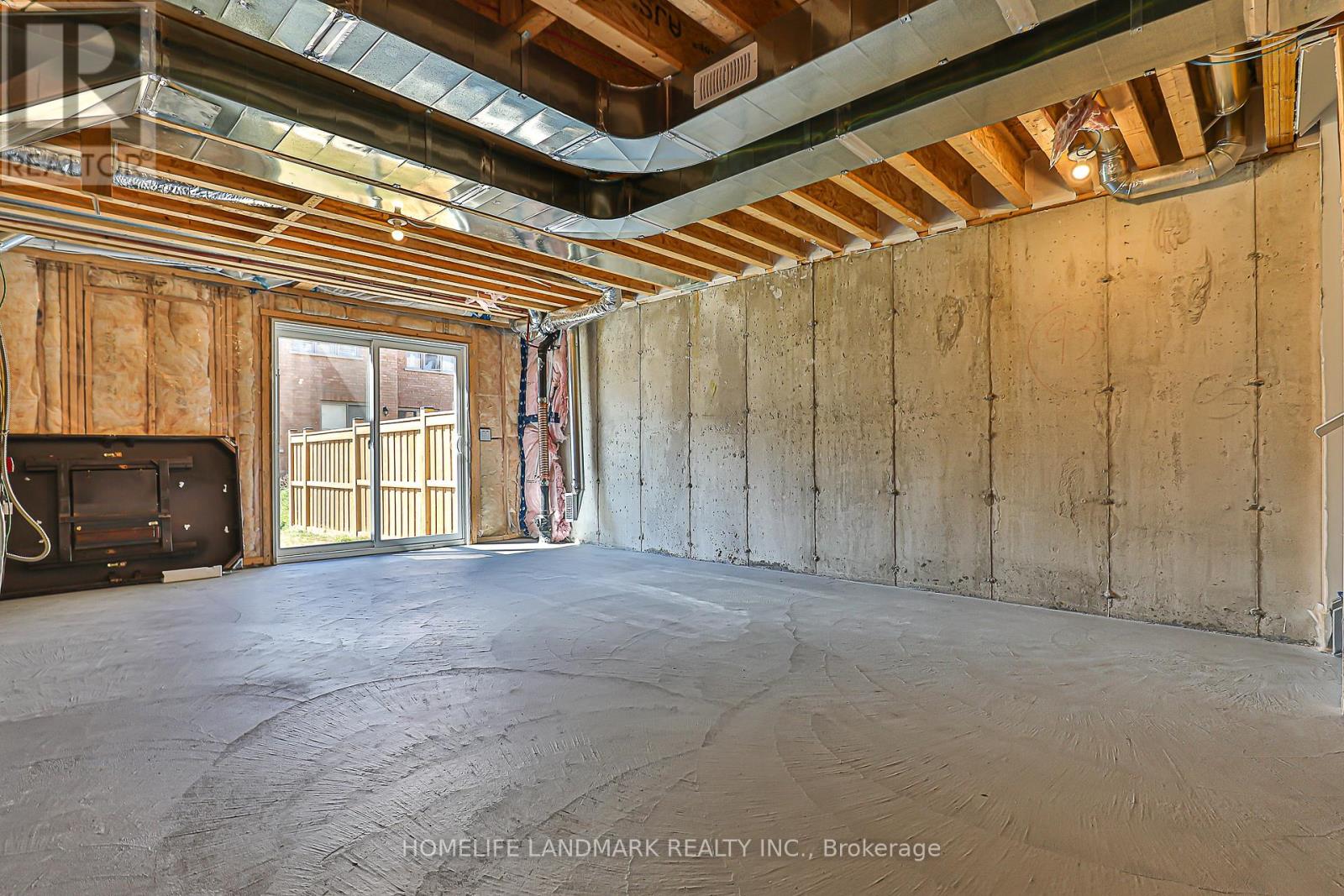 135 Lageer Drive, Whitchurch-Stouffville, Ontario  L4A 4V2 - Photo 41 - N12397857