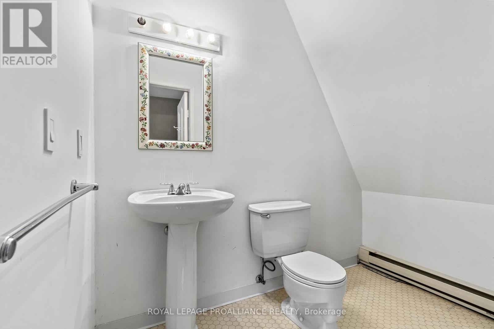59 King Street, Port Hope, Ontario  L1A 2R6 - Photo 27 - X12367245