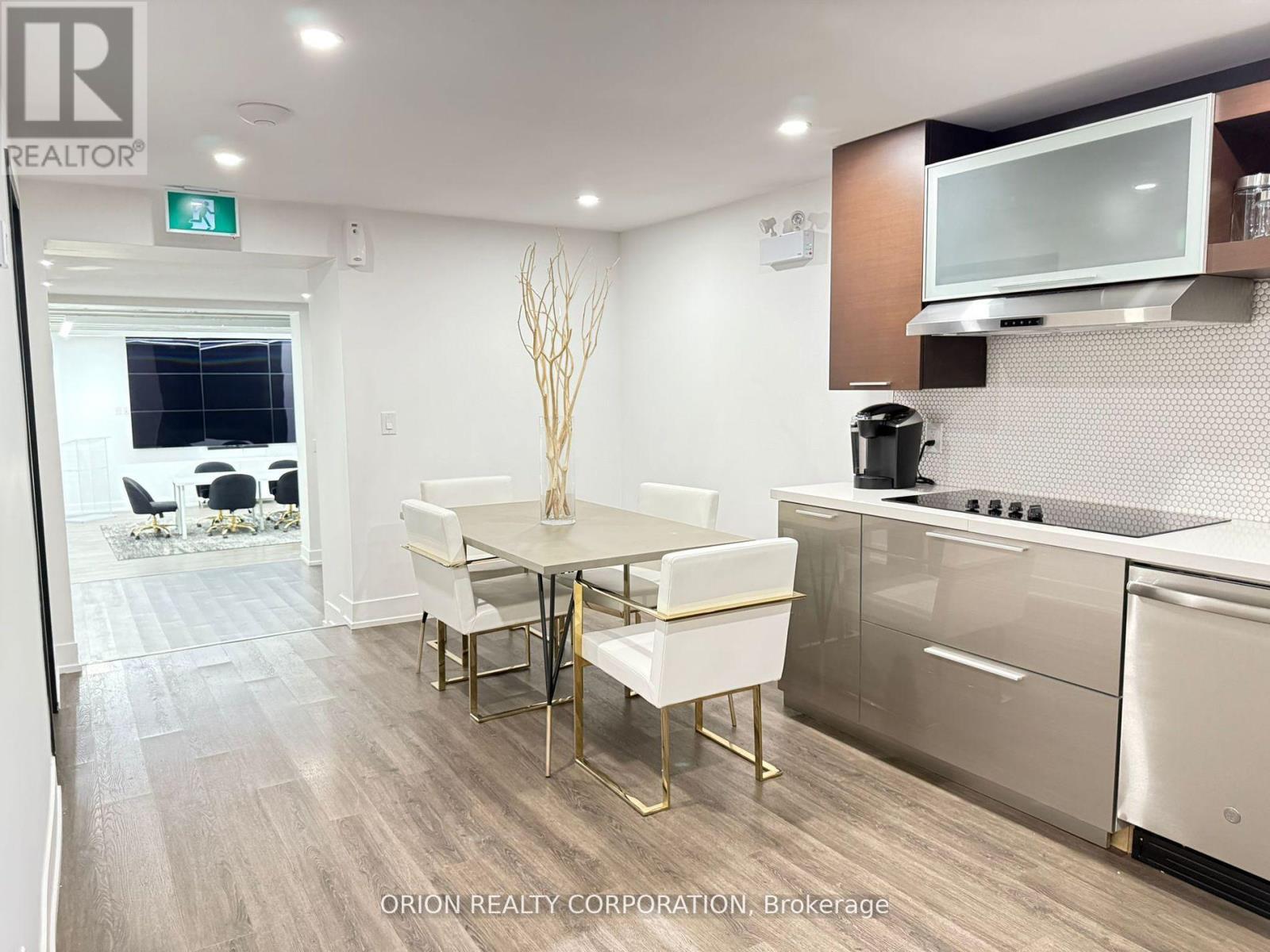Bsmt - 1149 Lakeshore Road E, Mississauga, Ontario  L5E 1E8 - Photo 12 - W12398429