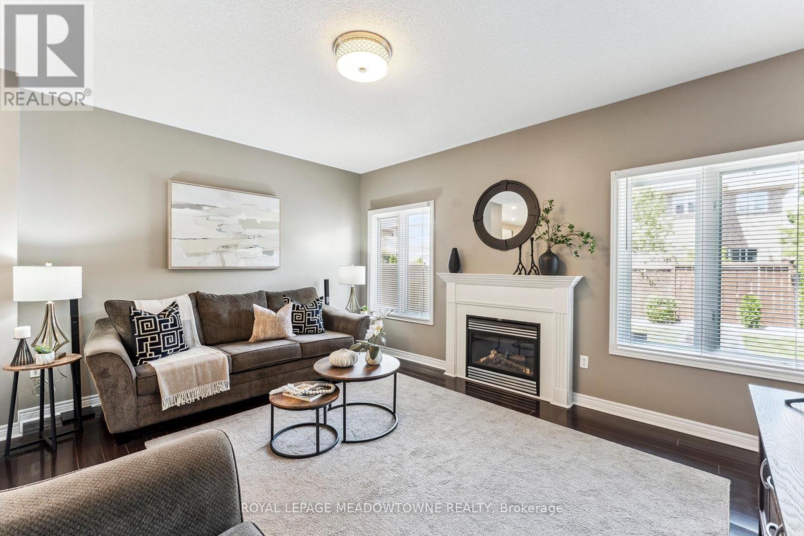 1186 Ezard Crescent, Milton, Ontario  L9T 6N9 - Photo 17 - W12398442