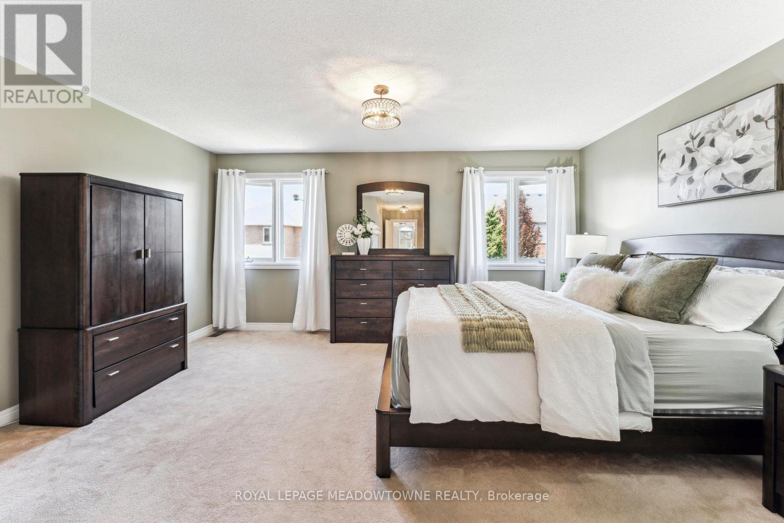 1186 Ezard Crescent, Milton, Ontario  L9T 6N9 - Photo 23 - W12398442