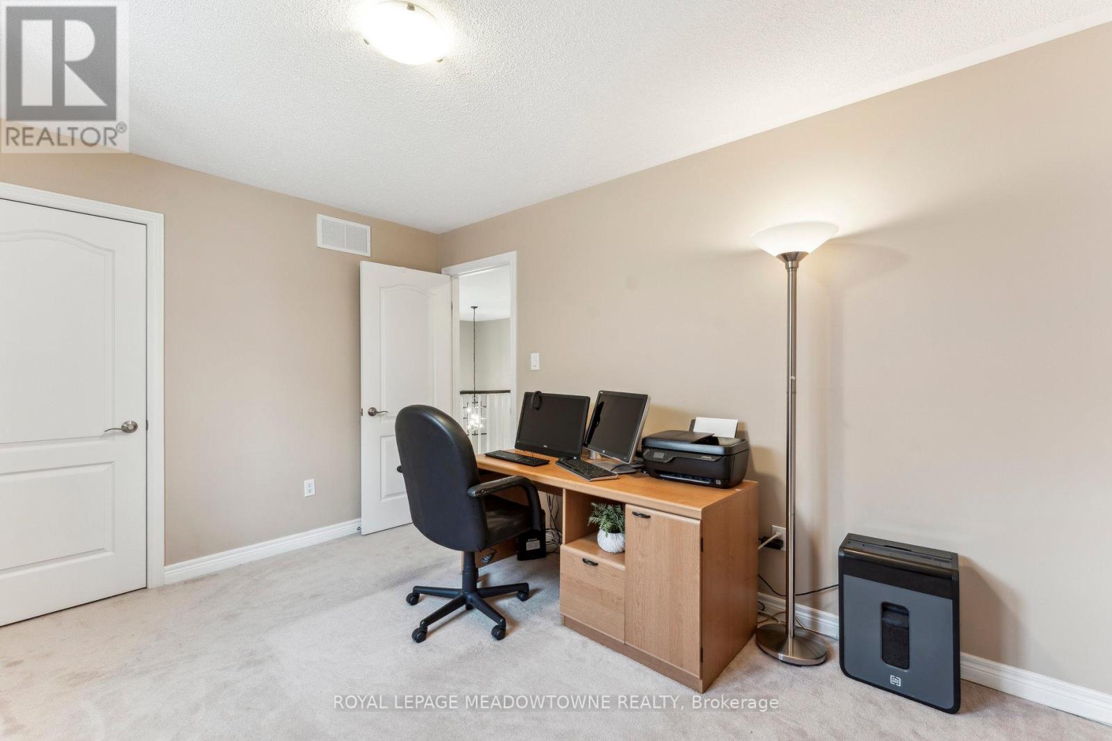 1186 Ezard Crescent, Milton, Ontario  L9T 6N9 - Photo 31 - W12398442