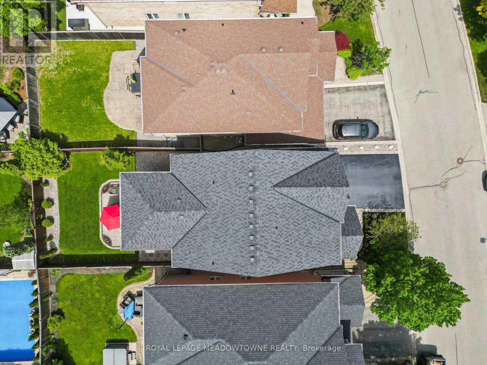 1186 Ezard Crescent, Milton, Ontario  L9T 6N9 - Photo 43 - W12398442