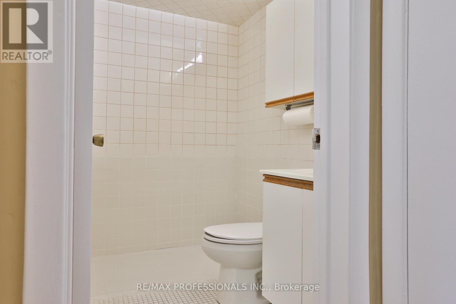 A - 2175 Bloor Street W, Toronto, Ontario  M6S 1N2 - Photo 16 - W12398473