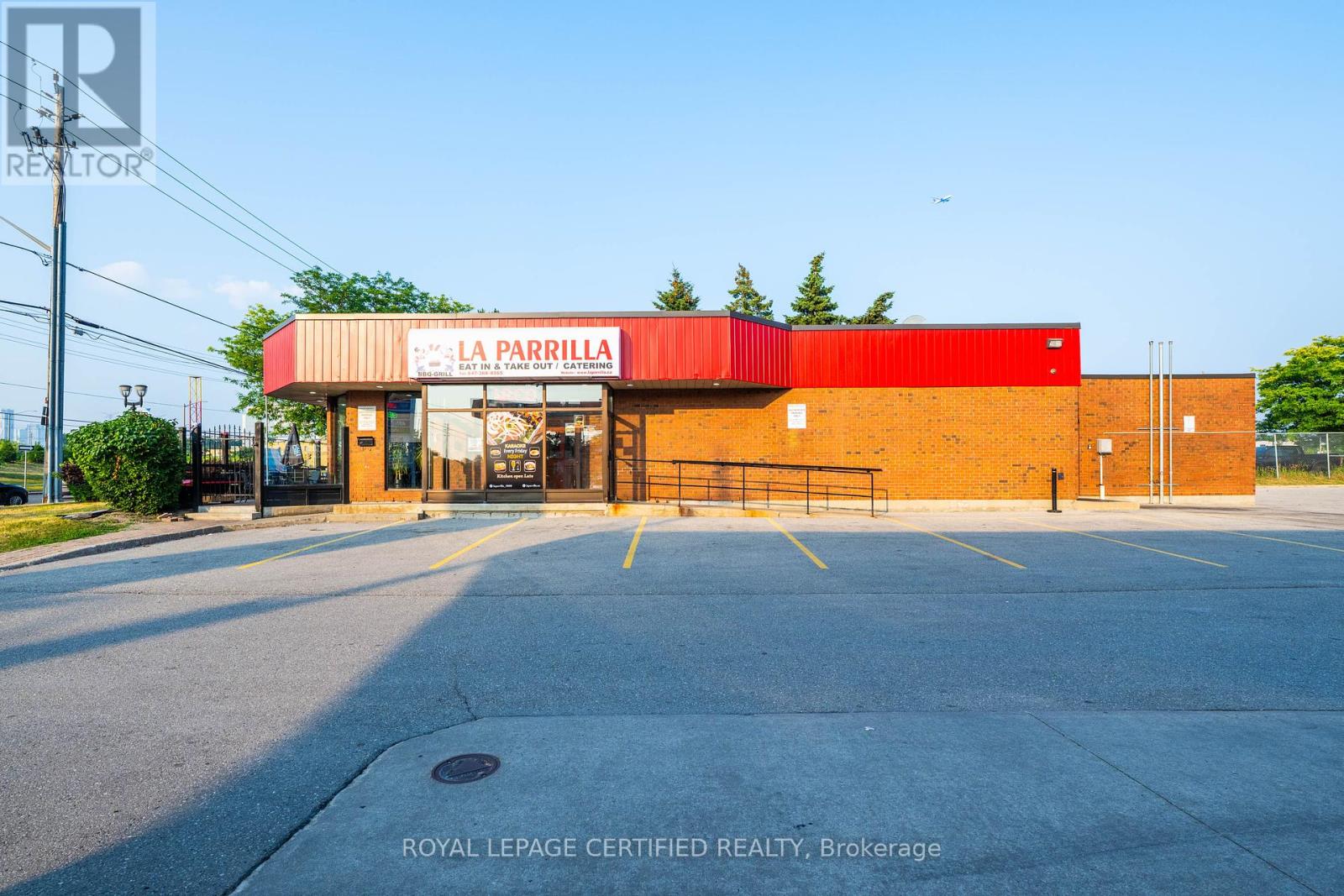 5025 Steeles Avenue W, Toronto (Humber Summit), Ontario  M9L 2X1 - Photo 1 - W12398489