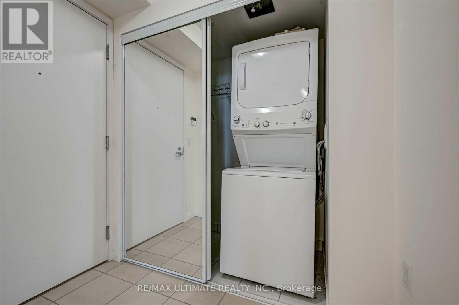 2411 - 830 Lawrence Avenue W, Toronto, Ontario  M6A 0A2 - Photo 13 - W12398499