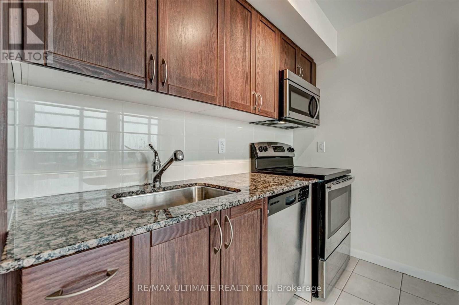 2411 - 830 Lawrence Avenue W, Toronto, Ontario  M6A 0A2 - Photo 9 - W12398499