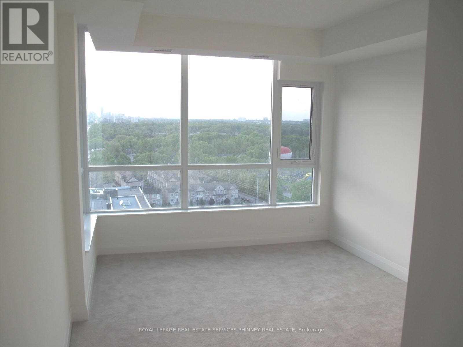1606 - 1 Hurontario Street, Mississauga, Ontario  L5G 3G8 - Photo 5 - W12398510