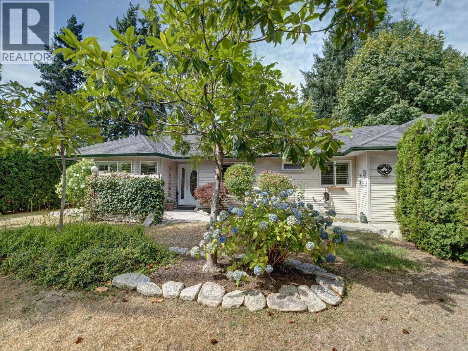 5629 CURTIS PLACE, Sechelt, British Columbia
