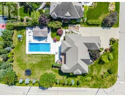 86 CANTERS CLOSE, Kitchener, Ontario