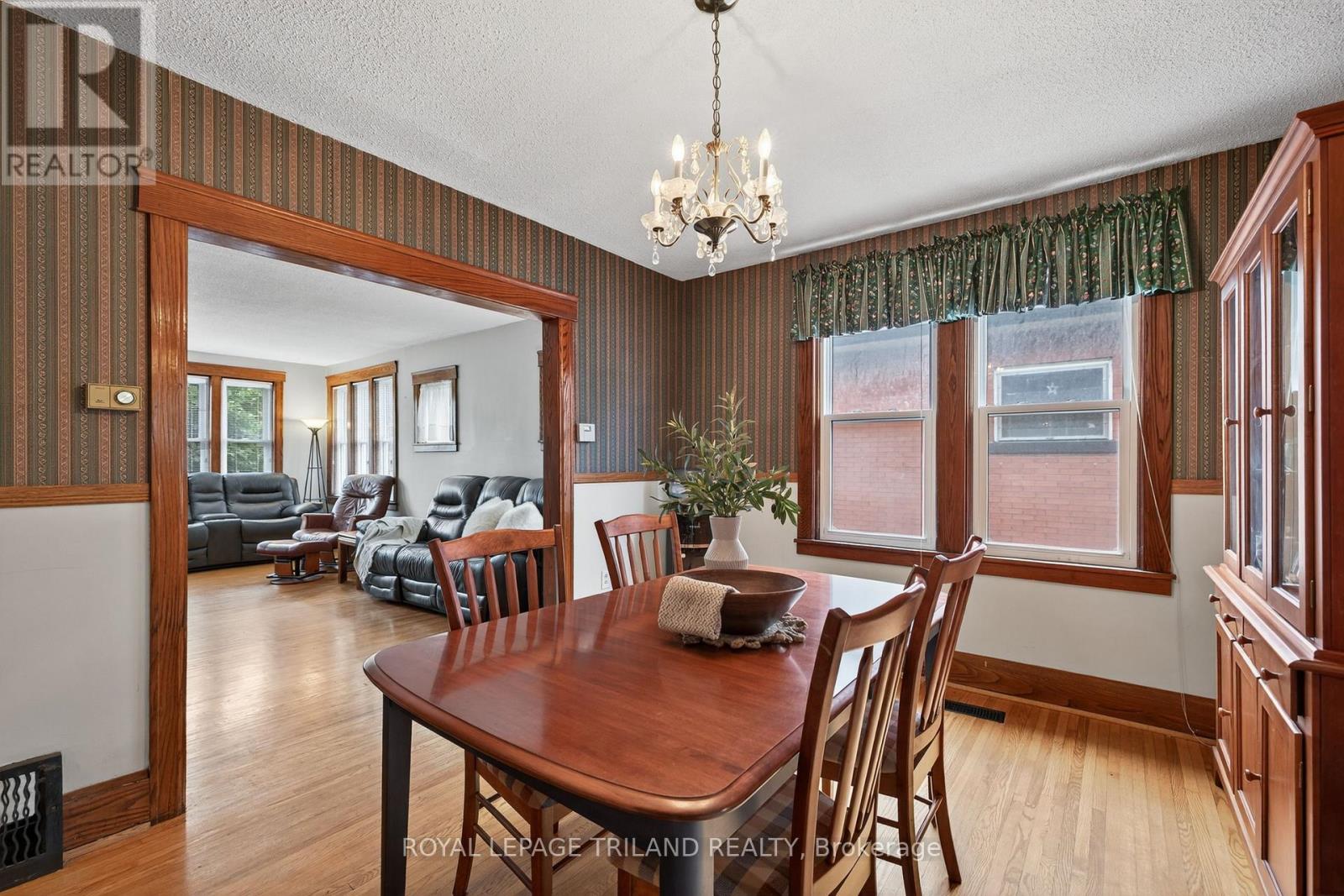 137 Redan Street, St. Thomas, Ontario  N5P 1V6 - Photo 10 - X12398580
