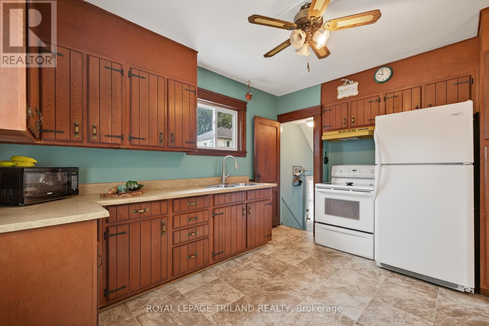 137 Redan Street, St. Thomas, Ontario  N5P 1V6 - Photo 11 - X12398580