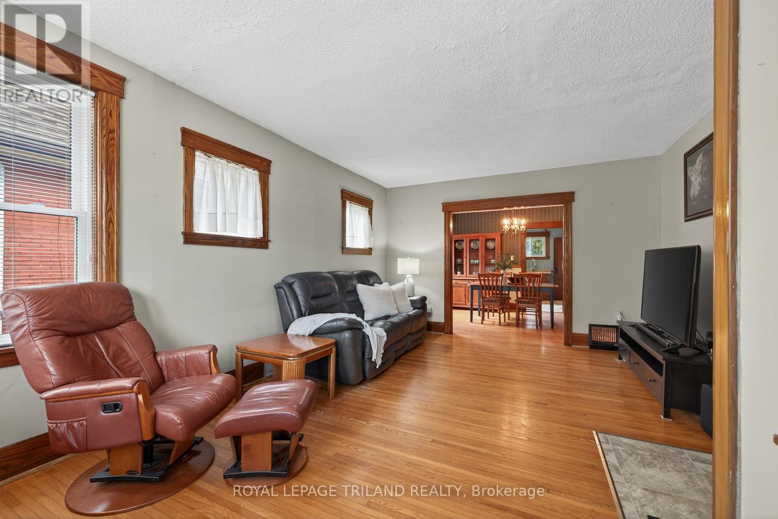 137 Redan Street, St. Thomas, Ontario  N5P 1V6 - Photo 4 - X12398580