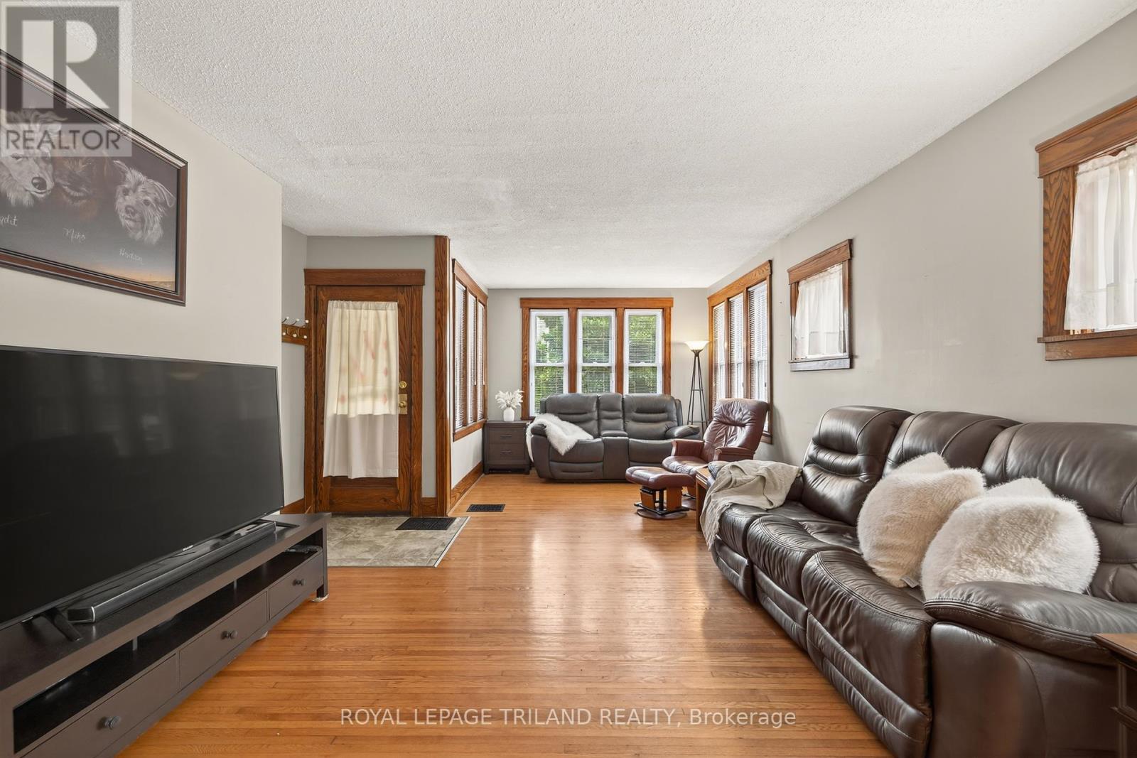 137 Redan Street, St. Thomas, Ontario  N5P 1V6 - Photo 5 - X12398580