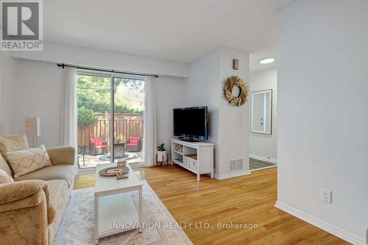 1645 Du Sommet Place, Ottawa, Ontario  K1C 4Z9 - Photo 12 - X12398573