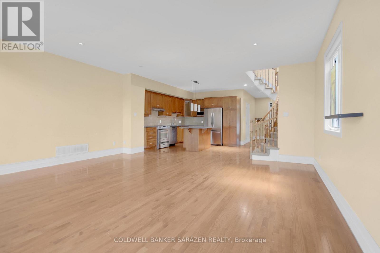 286 Parkin Circle, Ottawa, Ontario  K1T 4G8 - Photo 12 - X12398576