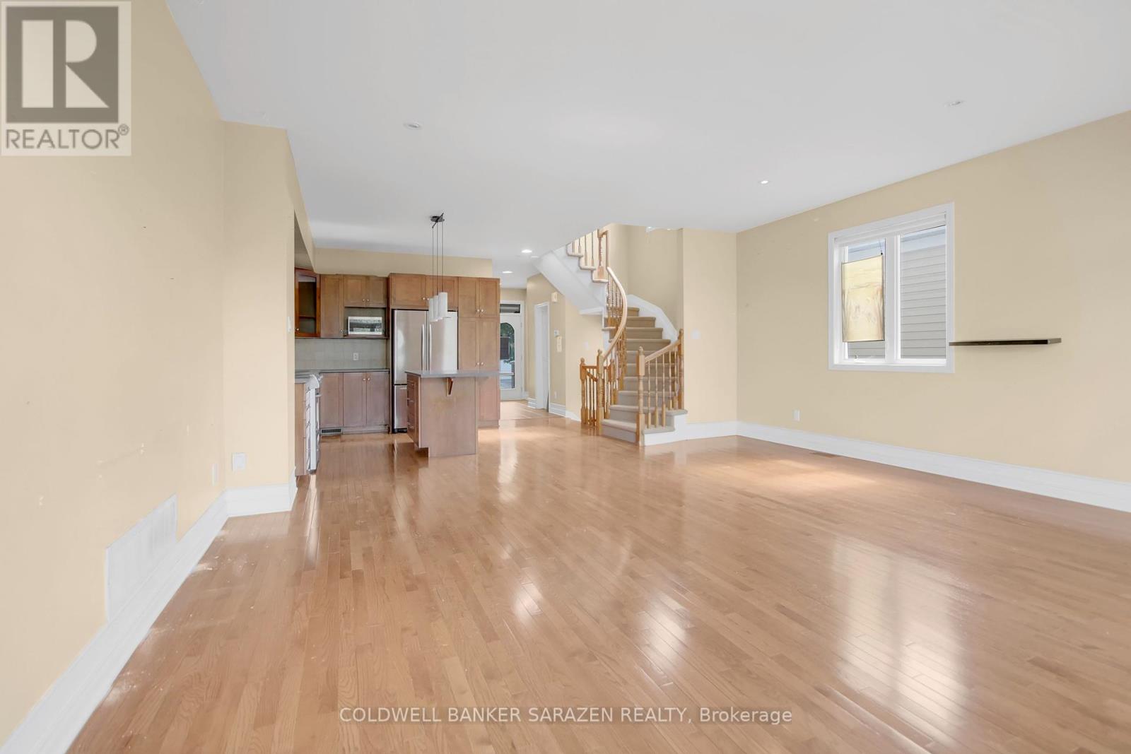 286 Parkin Circle, Ottawa, Ontario  K1T 4G8 - Photo 14 - X12398576