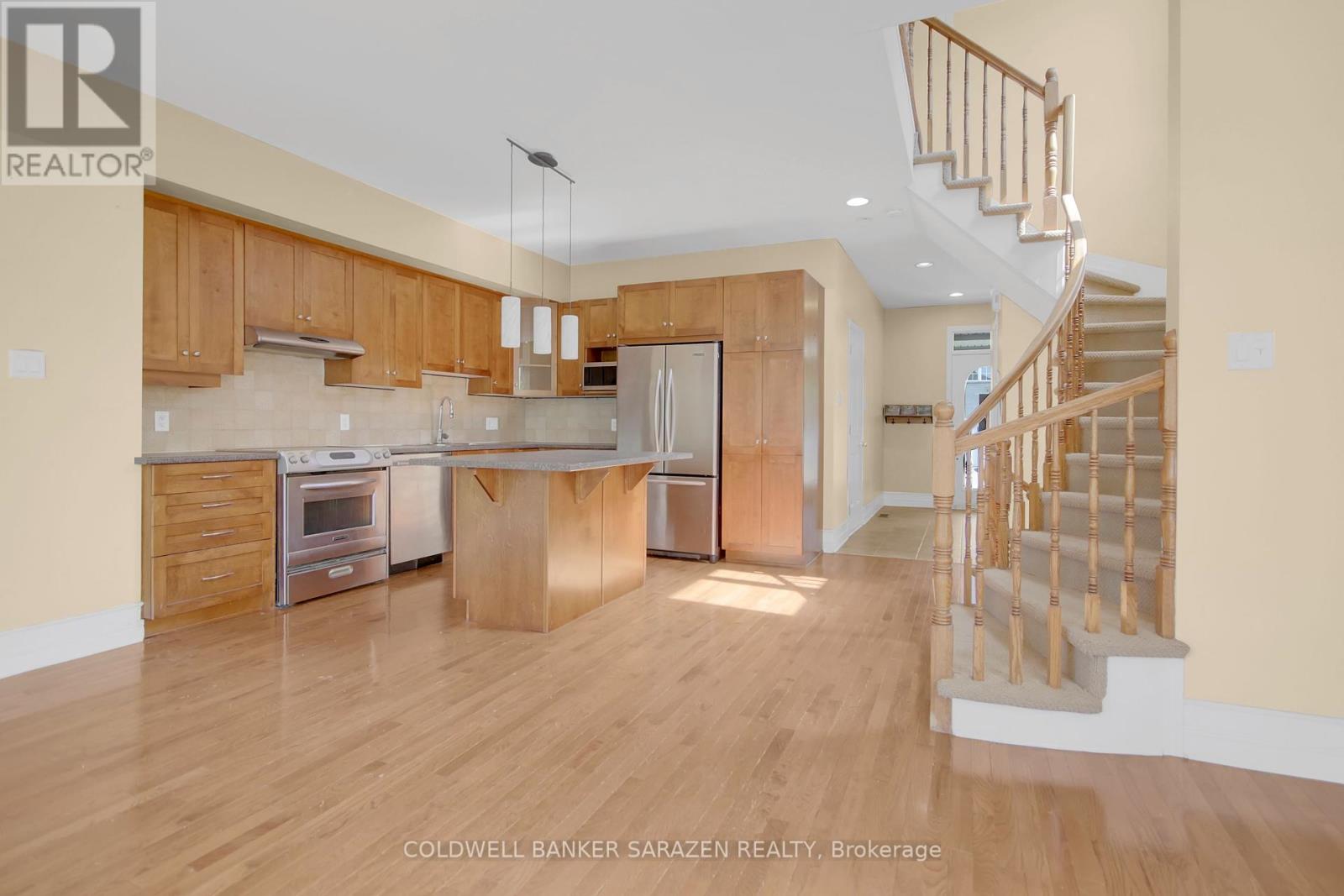 286 Parkin Circle, Ottawa, Ontario  K1T 4G8 - Photo 18 - X12398576