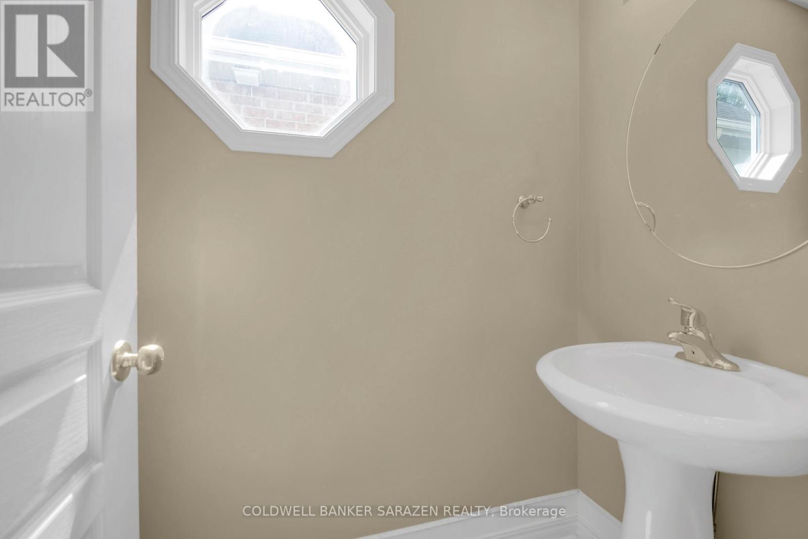 286 Parkin Circle, Ottawa, Ontario  K1T 4G8 - Photo 21 - X12398576