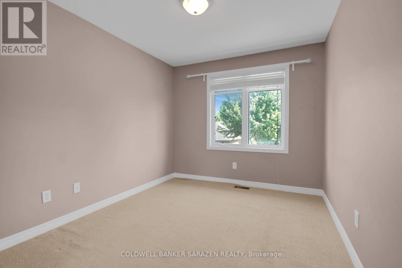 286 Parkin Circle, Ottawa, Ontario  K1T 4G8 - Photo 30 - X12398576