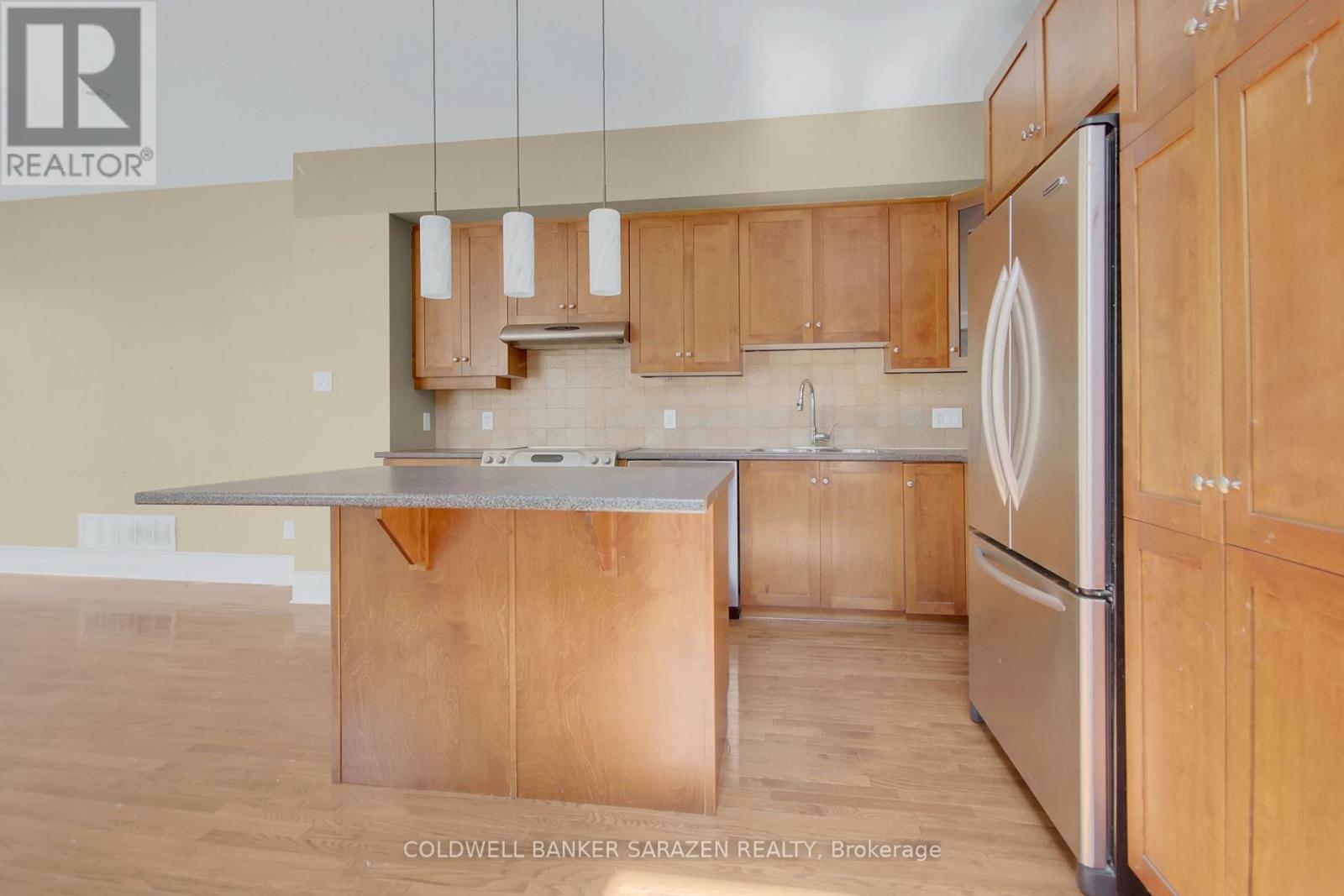 Property at 286 PARKIN CIRCLE image 4