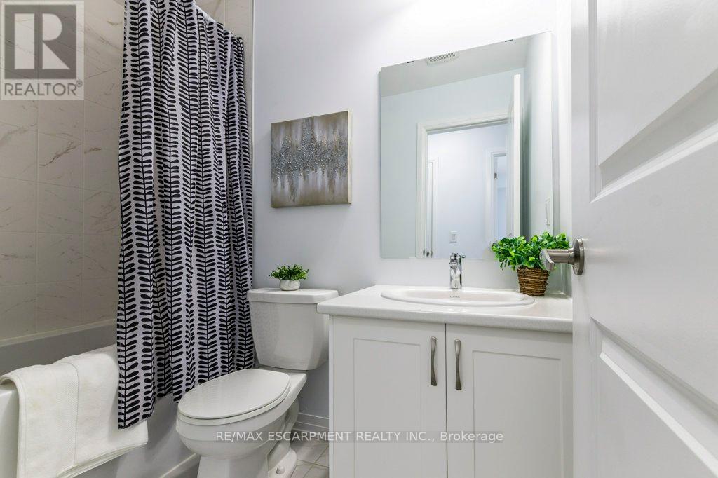 1115 - 585 Colborne Street E, Brantford, Ontario N3S 0K4 - Photo 25 - X12398461