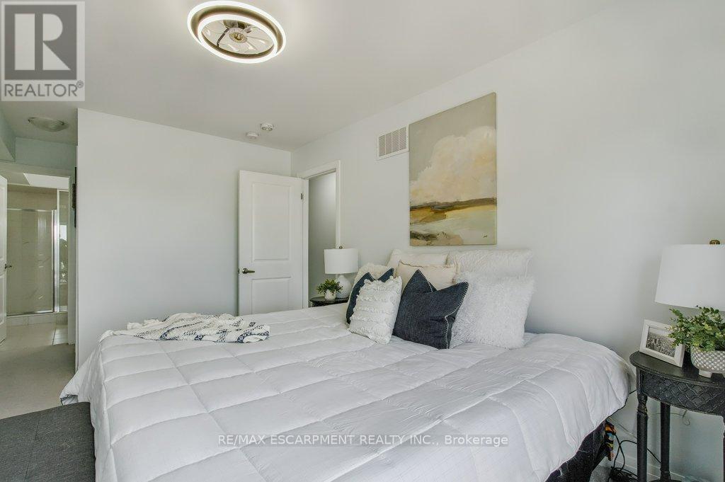 1115 - 585 Colborne Street E, Brantford, Ontario N3S 0K4 - Photo 30 - X12398461