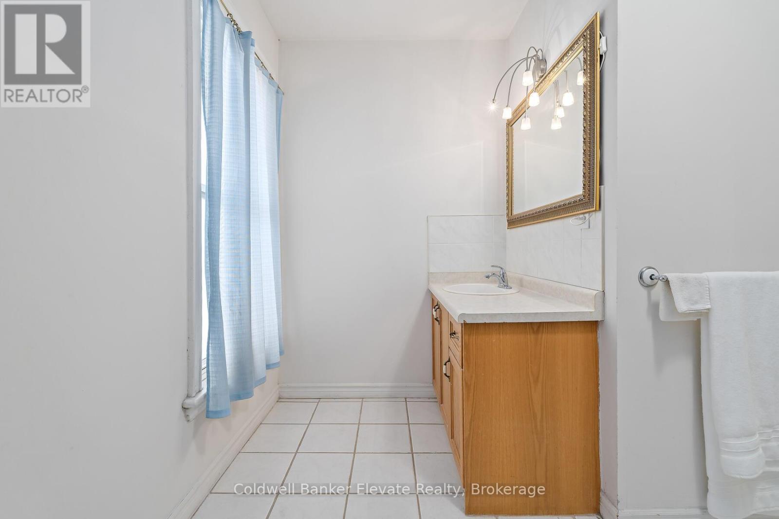 27 Tisdale Street N, Hamilton, Ontario  L8L 5M3 - Photo 26 - X12398477