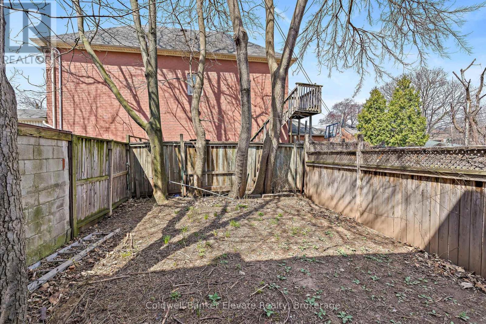 27 Tisdale Street N, Hamilton, Ontario  L8L 5M3 - Photo 29 - X12398477