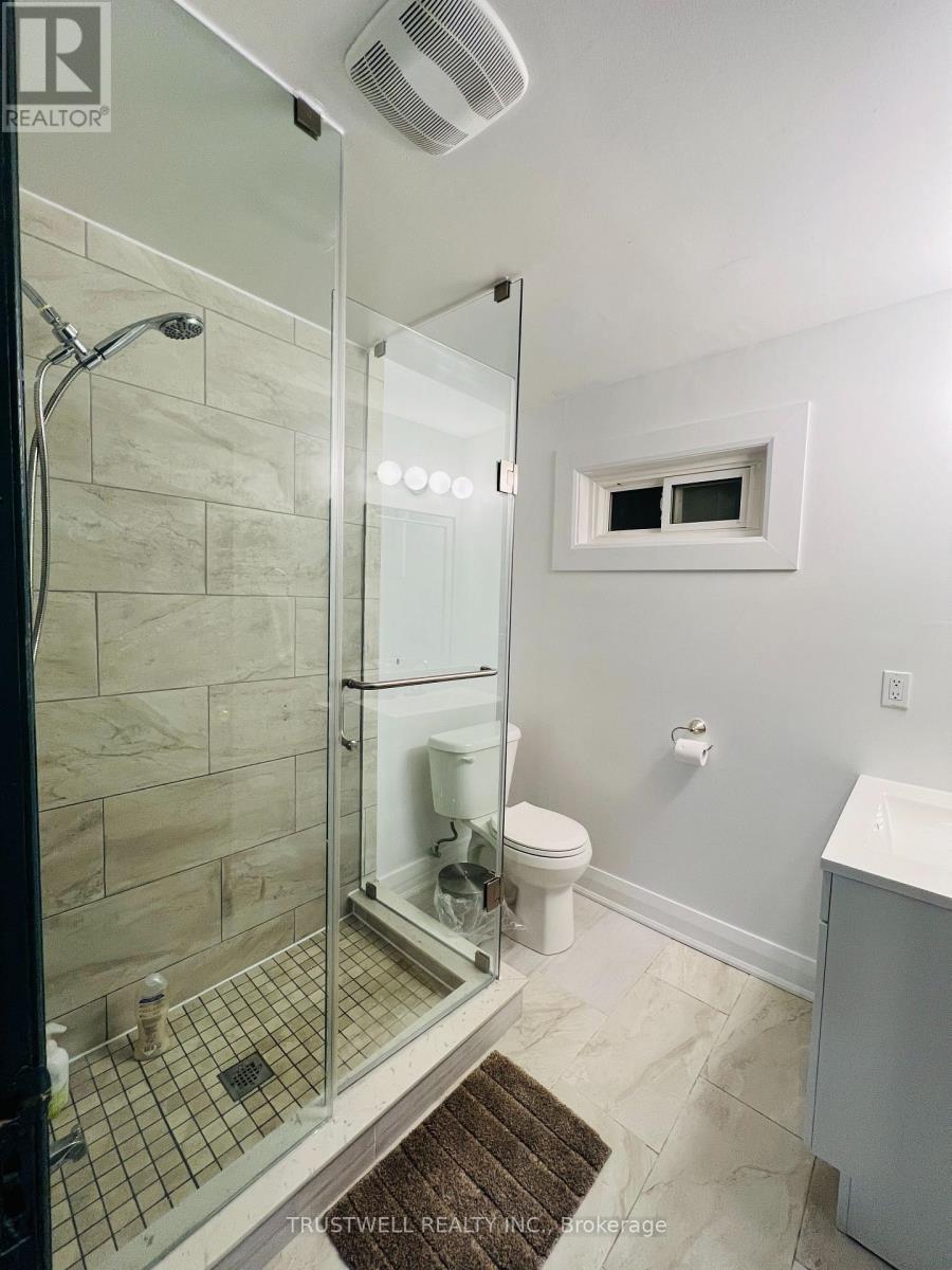 4746 Lovell Place, Niagara Falls, Ontario  L2E 3T1 - Photo 9 - X12398482